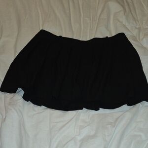 GAP Black Mini Pleated Skirt Woth Built In Shorts NWOT